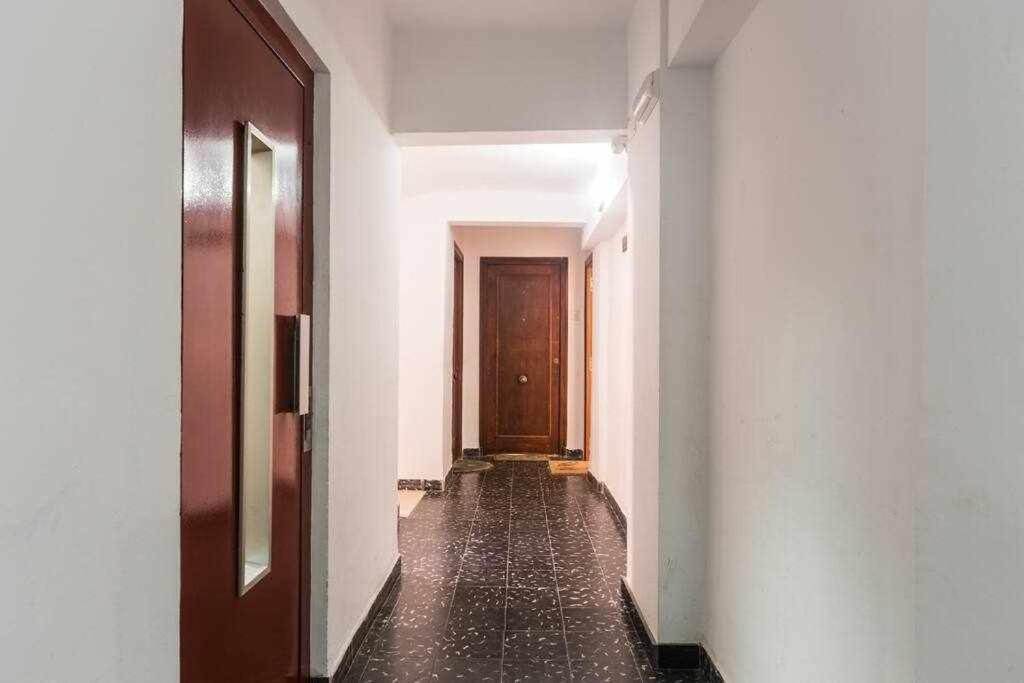 Rualva Flats, Viveros Chic & Central Valencia Bagian luar foto